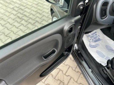 Fiat Panda 1.0 FireFly S&S Hybrid City Cross (7)