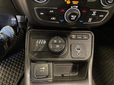 Jeep Compass 1.3 T4 240CV PHEV AT6 4xe S (14)