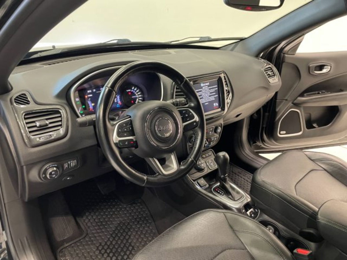 Jeep Compass 1.3 T4 240CV PHEV AT6 4xe S (15)