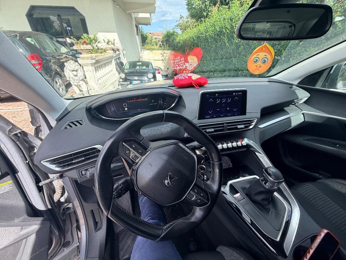Peugeot 3008 BlueHDi 150 S&S Business (5)