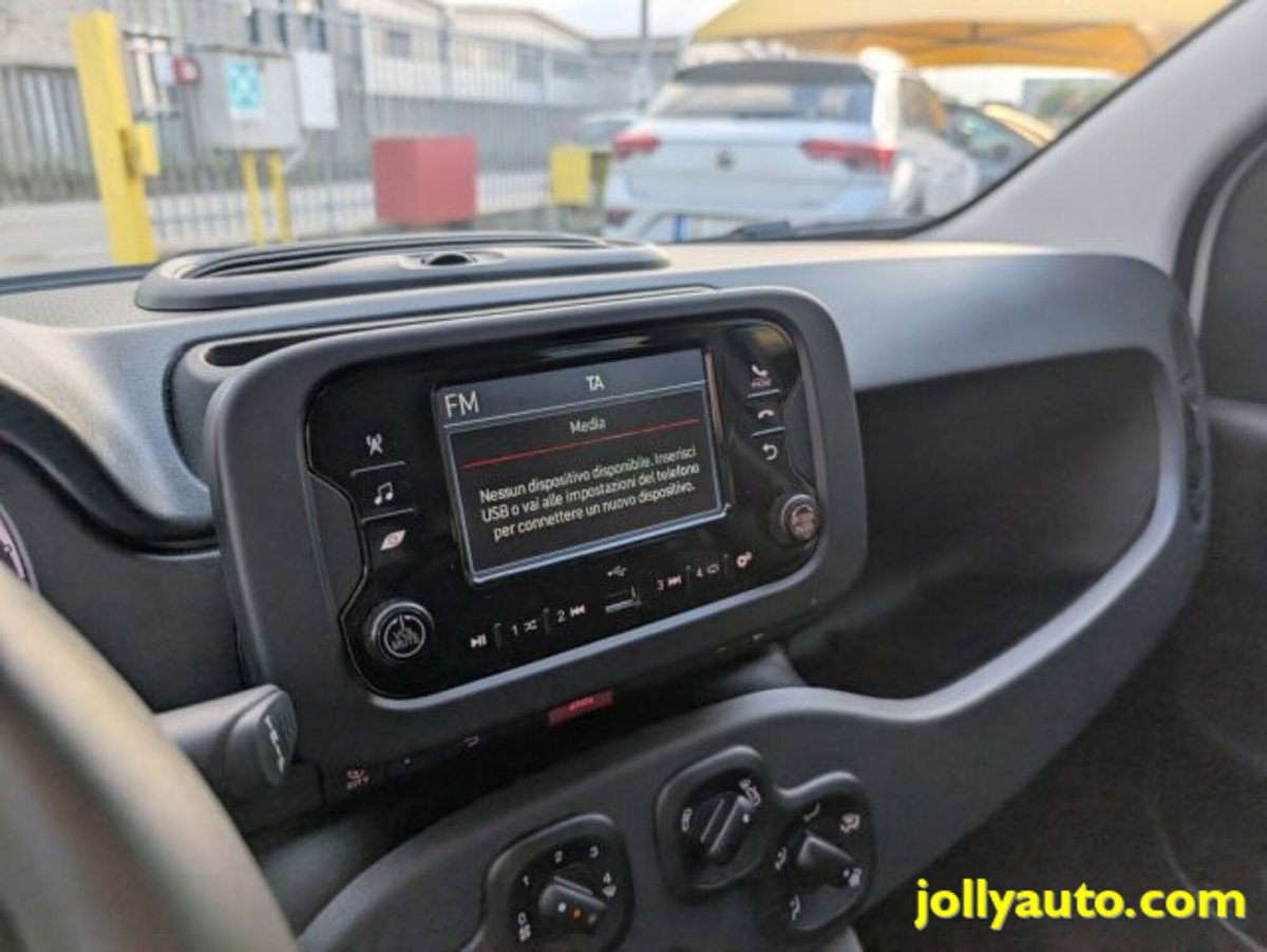 Fiat Panda 1.0 firefly hybrid s&s 70cv 5p.ti (14)
