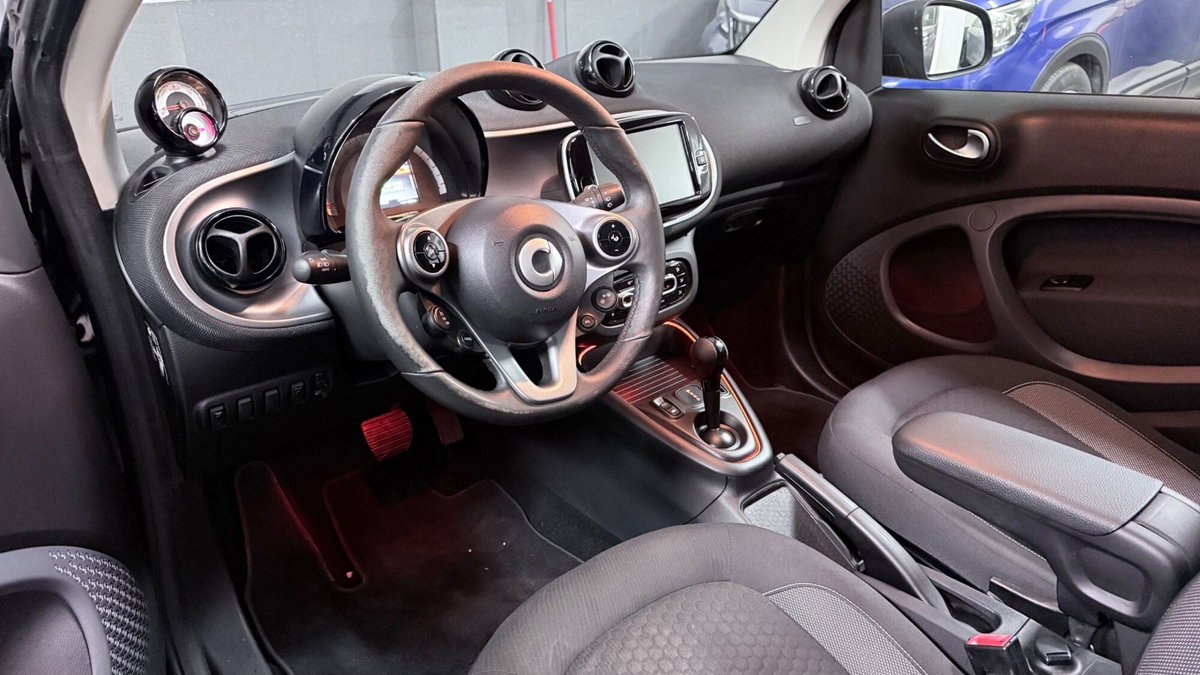 smart Fortwo EQ Prime Nightsky (6)