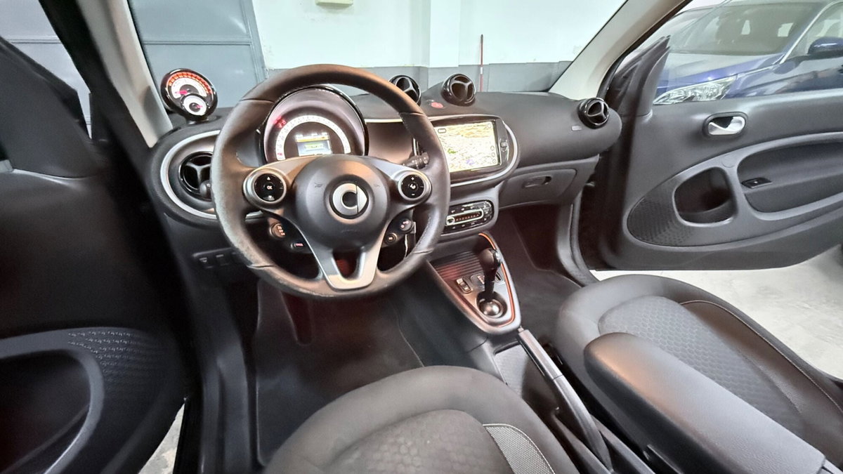 smart Fortwo EQ Prime Nightsky (8)