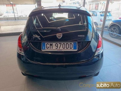 Lancia Ypsilon 1.0 FireFly 5 porte S&S Hybrid Gold Plus (6)