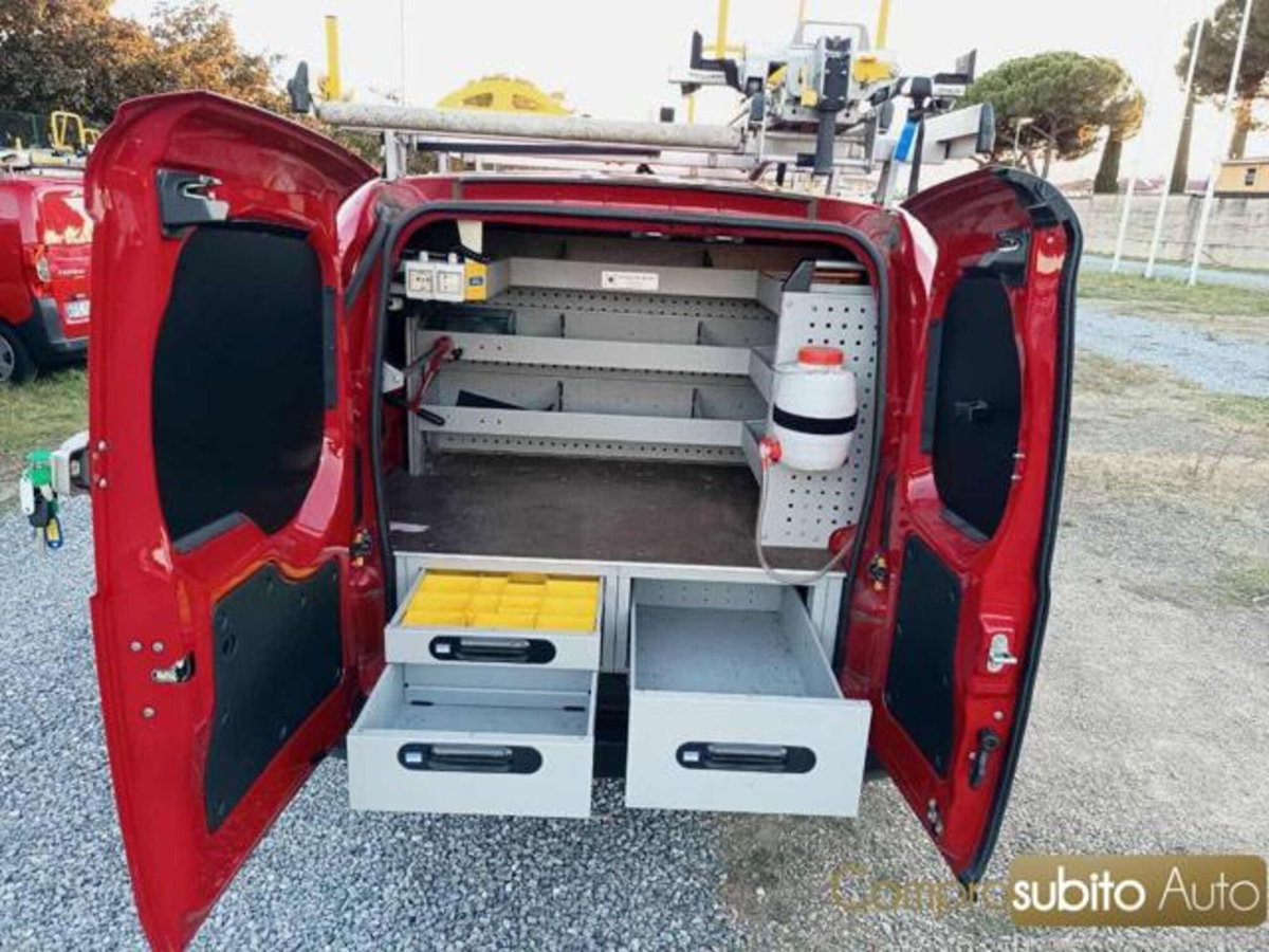 Fiat Fiorino 1.3 MJT 80CV Combinato (10)