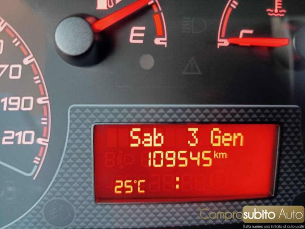 Fiat Fiorino 1.3 MJT 80CV Combinato (20)