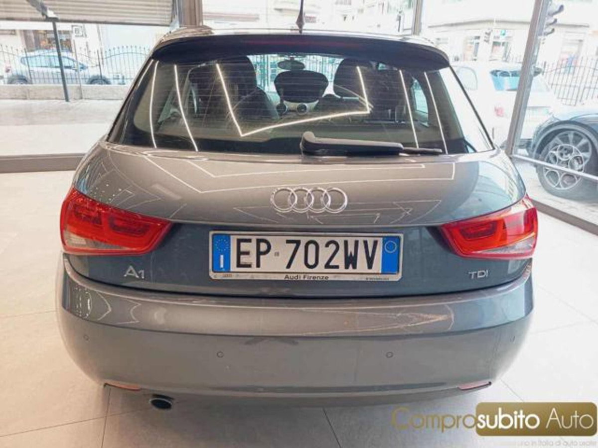 Audi A1 Sportback 1.6 TDI S tronic S line edition plus (7)