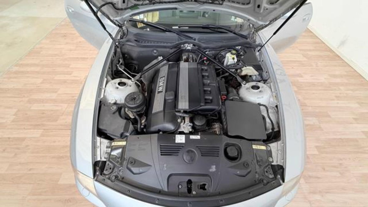 BMW Z4 Cabrio Z4 2.5i cat Roadster (15)