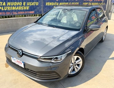 Volkswagen Golf 2.0 TDI 150 CV DSG SCR R-Line usata
