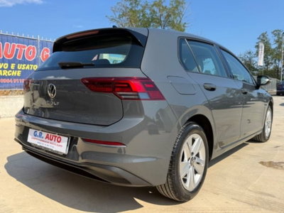 Volkswagen Golf 2.0 TDI 150 CV DSG SCR R-Line (8)