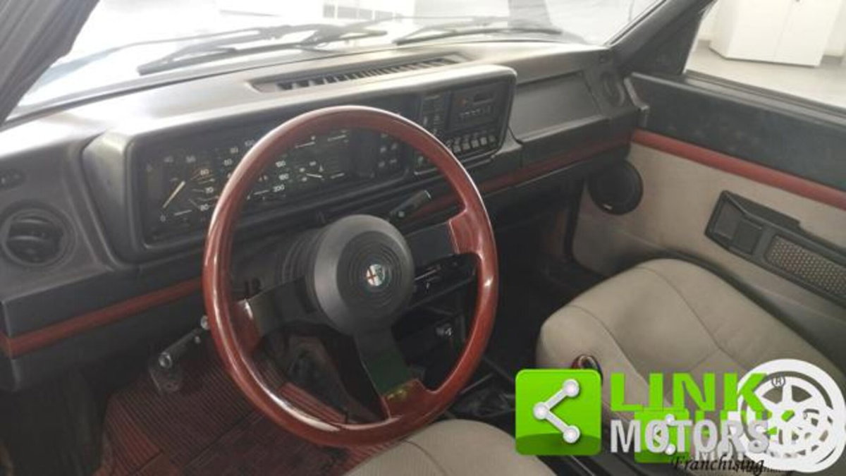 Alfa Romeo Alfetta 2.0 (11)