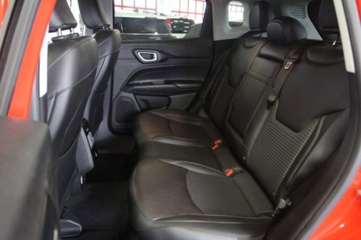 Jeep Compass 1.3 T4 190CV PHEV AT6 4xe Limited (12)