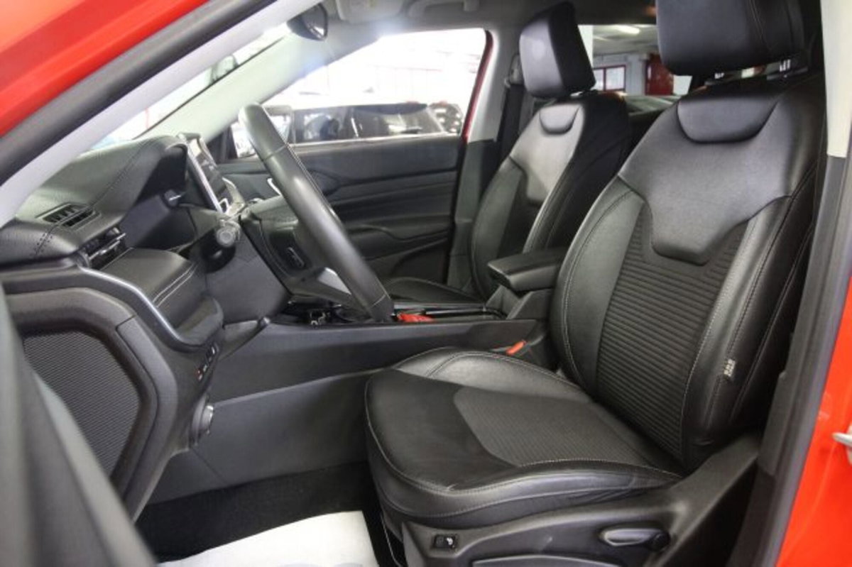 Jeep Compass 1.3 T4 190CV PHEV AT6 4xe Limited (19)