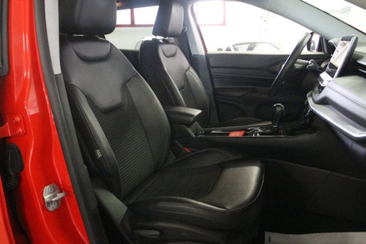 Jeep Compass 1.3 T4 190CV PHEV AT6 4xe Limited (20)