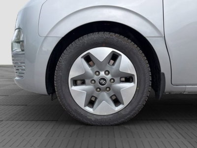 Hyundai Staria 2.2 2wd auto (17)