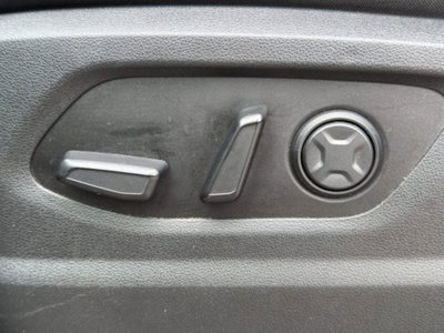 Hyundai Staria 2.2 2wd auto (19)