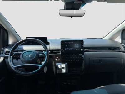 Hyundai Staria 2.2 awd auto (13)