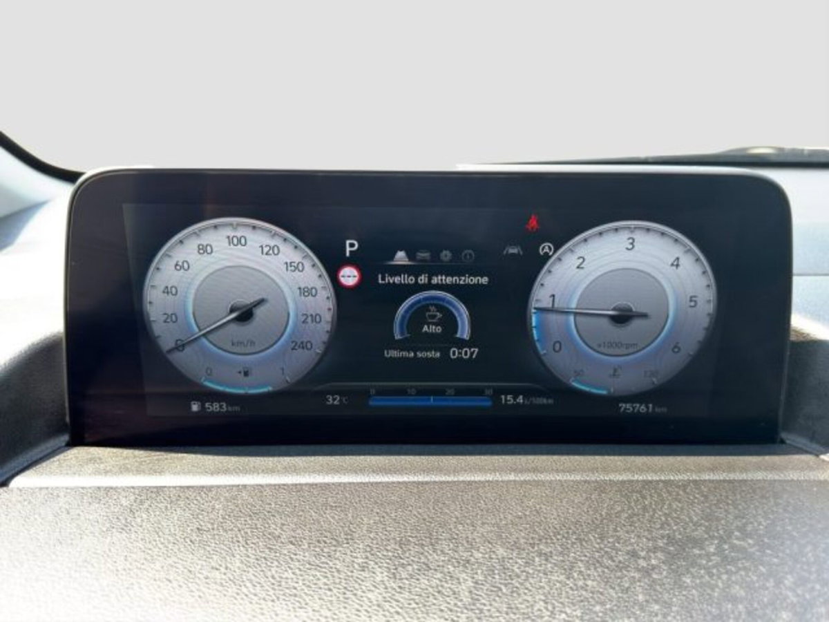 Hyundai Staria 2.2 awd auto (16)