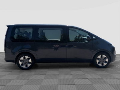 Hyundai Staria 2.2 awd auto (6)
