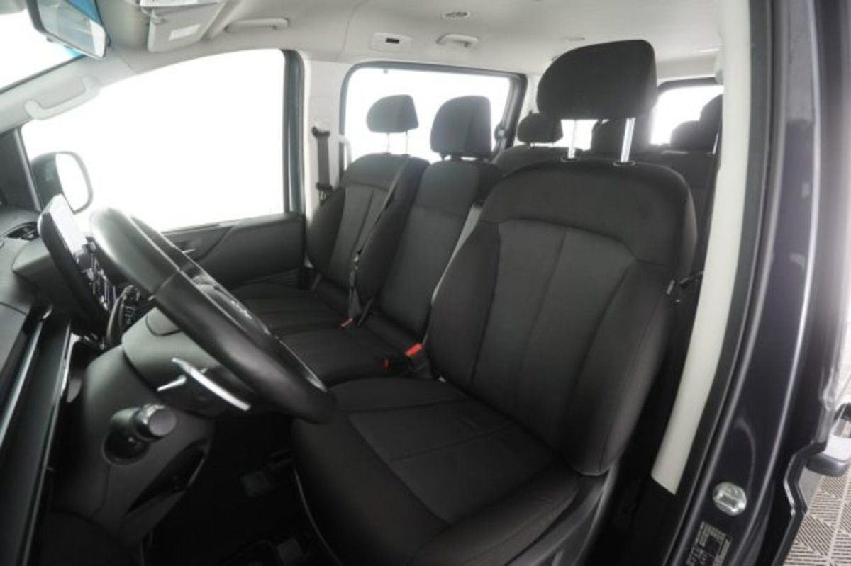 Hyundai Staria 2.2 2wd auto (10)