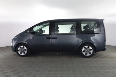 Hyundai Staria 2.2 2wd auto (7)
