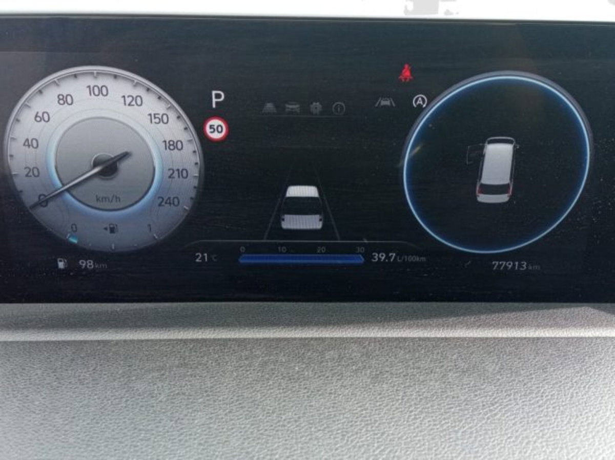 Hyundai Staria 2.2 2wd auto (15)