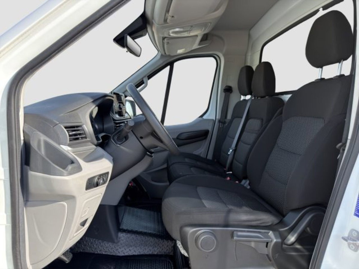 Maxus Deliver Cabinato Deliver 9 2.0 crdi 150cv L4 cab rwd r.gem. (9)
