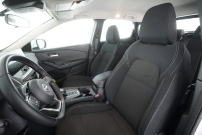 Nissan Qashqai 1.3 mhev Acenta 2wd 158cv xtronic (2)