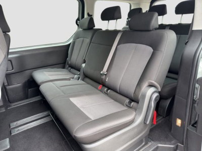 Hyundai Staria 2.2 2wd auto (11)