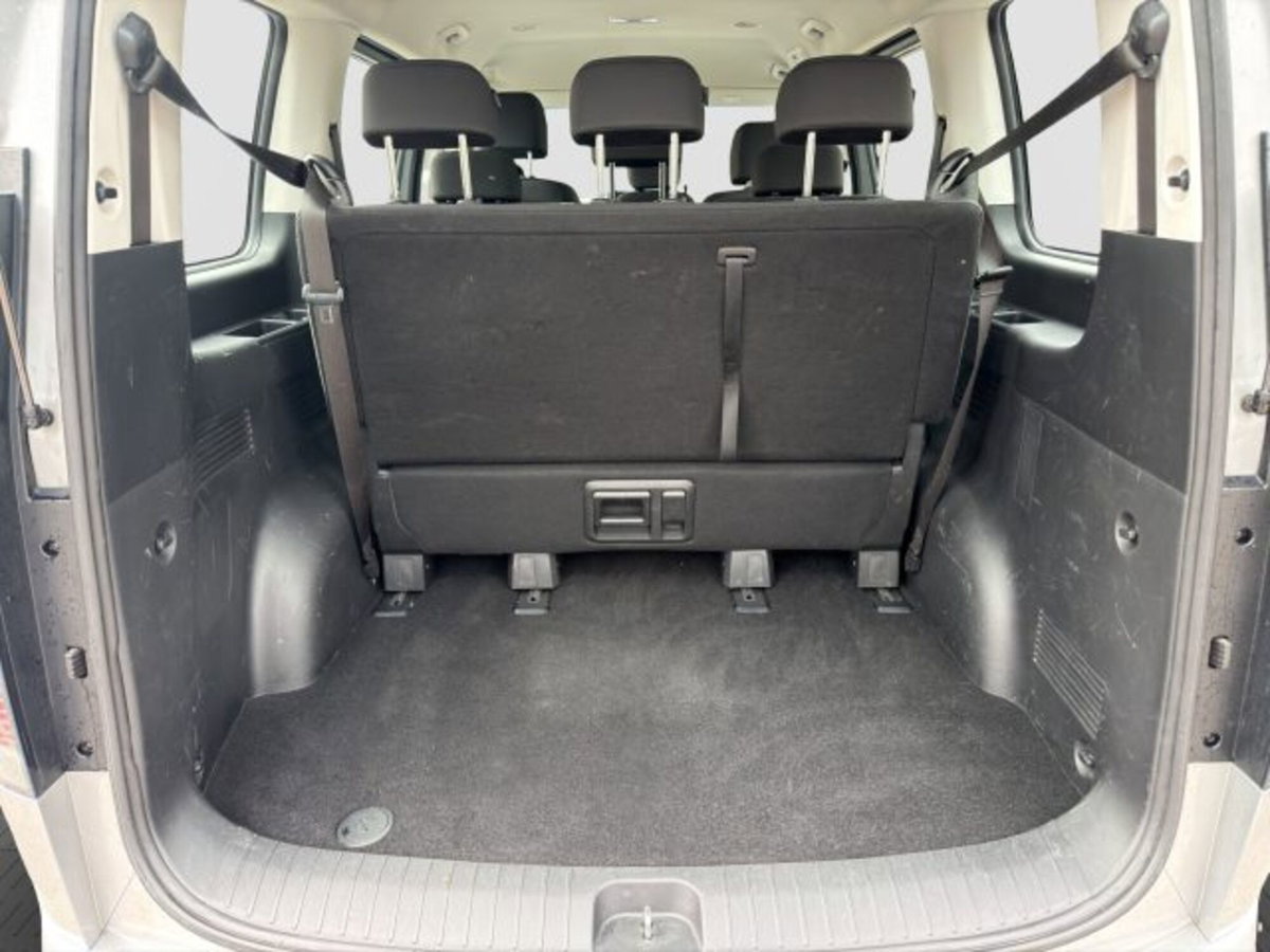 Hyundai Staria 2.2 2wd auto (15)
