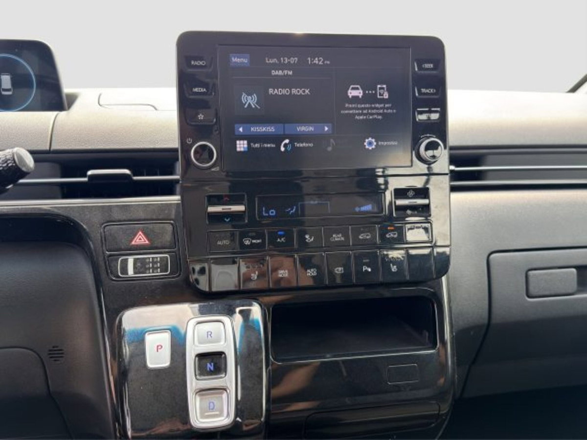 Hyundai Staria 2.2 2wd auto (18)