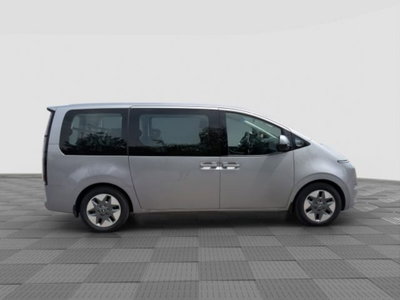 Hyundai Staria 2.2 2wd auto (6)