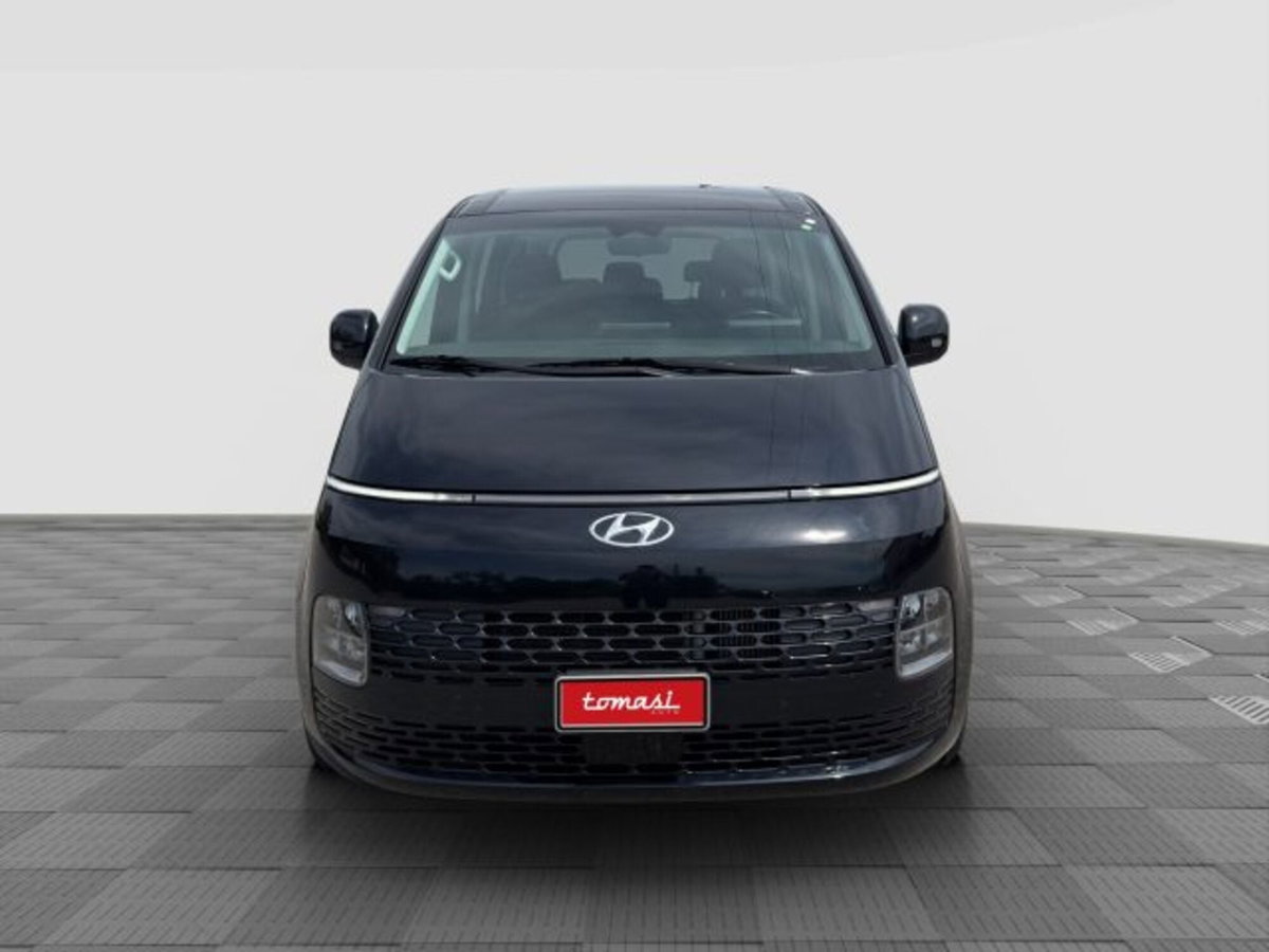 Hyundai Staria 2.2 2wd auto (8)