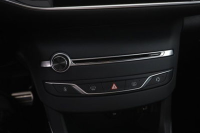 Peugeot 308 BlueHDi 130 S&S EAT8 GT Line (13)