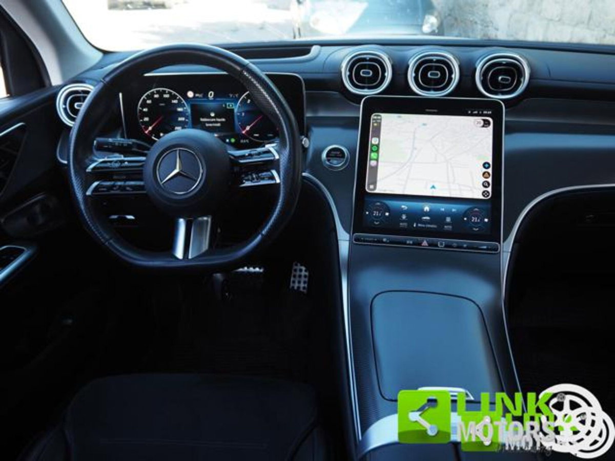 Mercedes-Benz GLC SUV 300 d AMG Line Premium Plus 4matic auto (11)