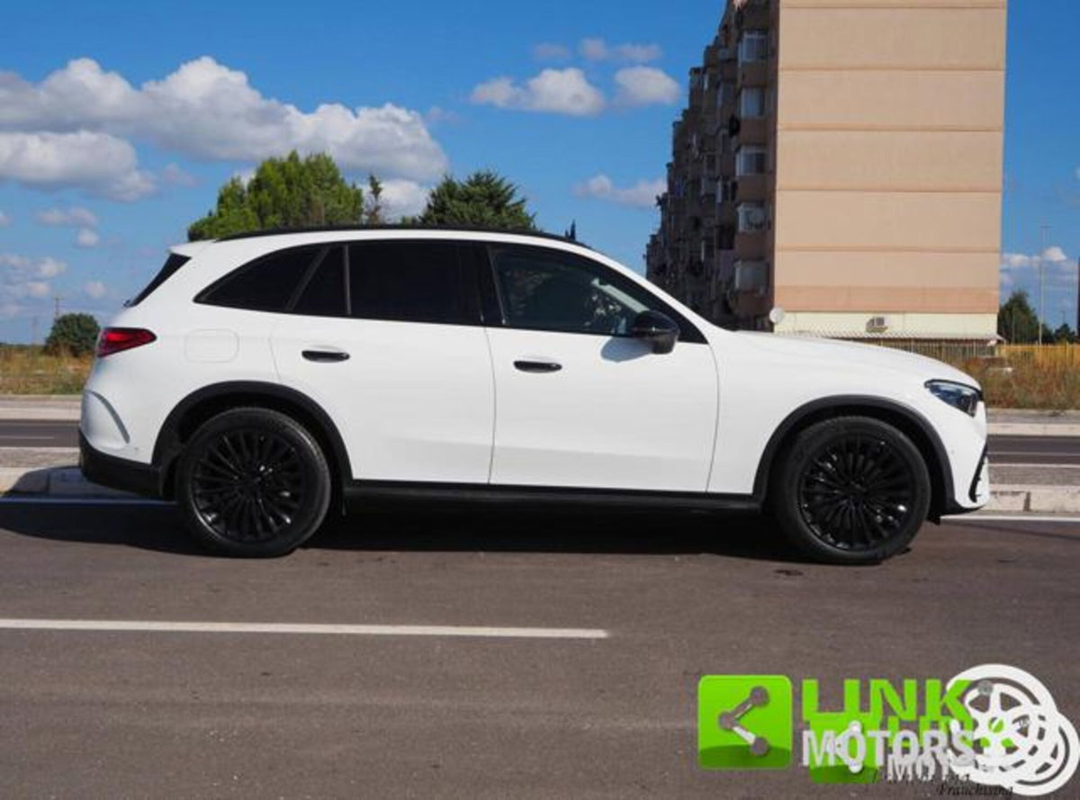 Mercedes-Benz GLC SUV 300 d AMG Line Premium Plus 4matic auto (18)