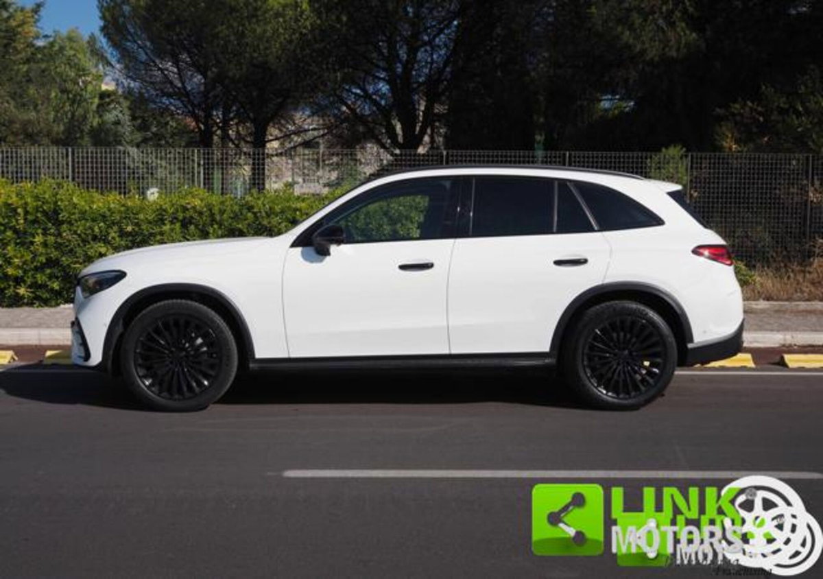 Mercedes-Benz GLC SUV 300 d AMG Line Premium Plus 4matic auto (3)