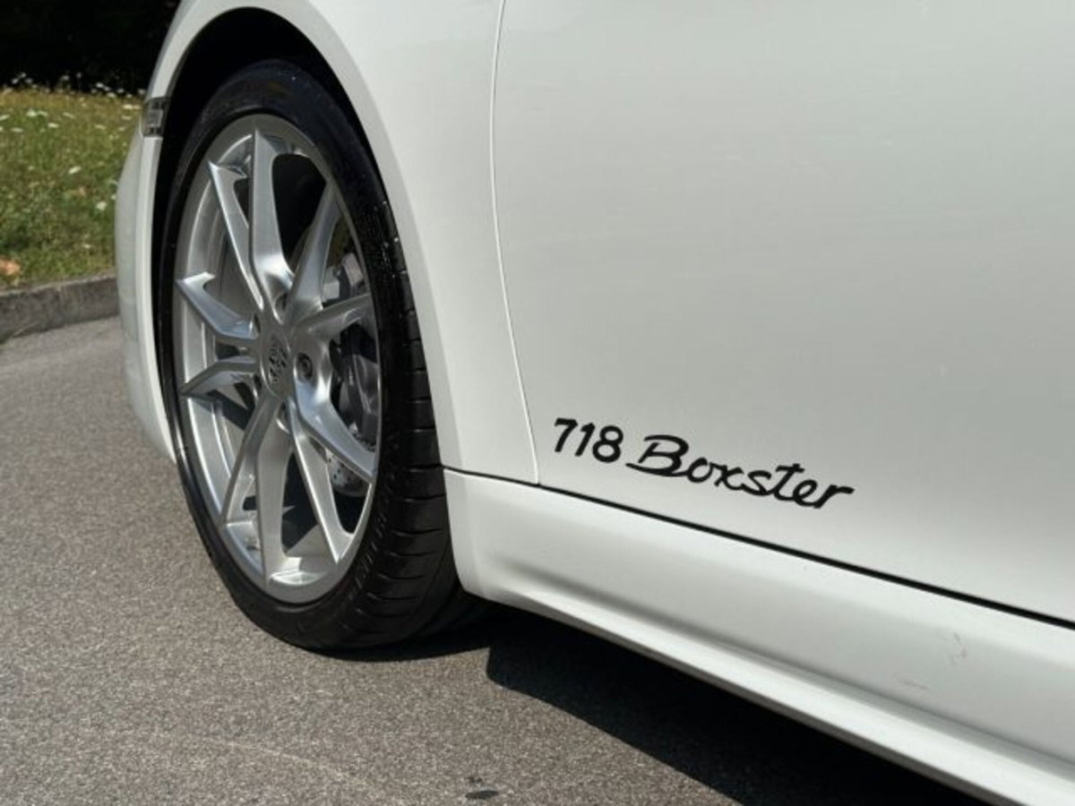 Porsche 718 Boxster  4.0 Spyder RS pdk (13)