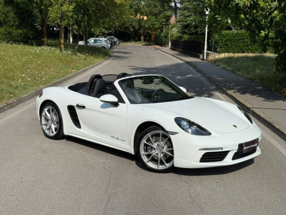 Porsche 718 Boxster  4.0 Spyder RS pdk (16)