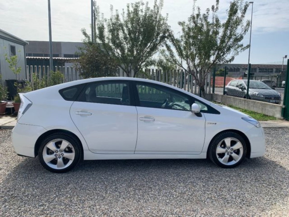 Toyota Prius 1.8 Executive (6)