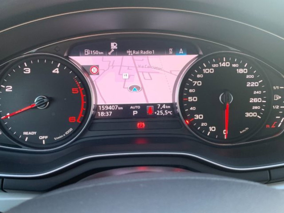 Audi A4 35 TDI/163 CV S tronic Business Advanced (19)