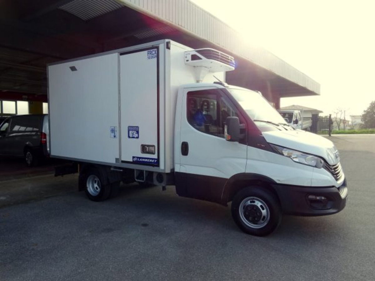 Iveco Daily Telaio 35C16H BTor 3.0 HPT PM-RG Cabinato (10)