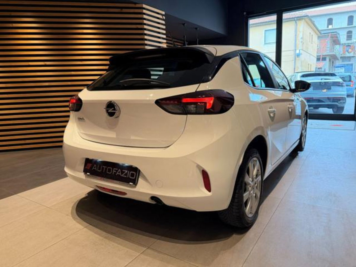 Opel Corsa 1.5 D 100 CV Edition (13)
