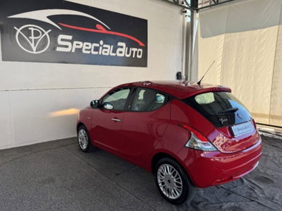 Lancia Ypsilon 1.2 69 CV 5 porte Platinum (4)