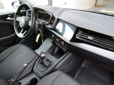 Audi A1 Sportback Sportback 25 1.0 tfsi Business (14)