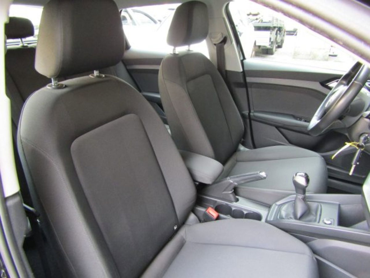 Audi A1 Sportback Sportback 25 1.0 tfsi Business (15)