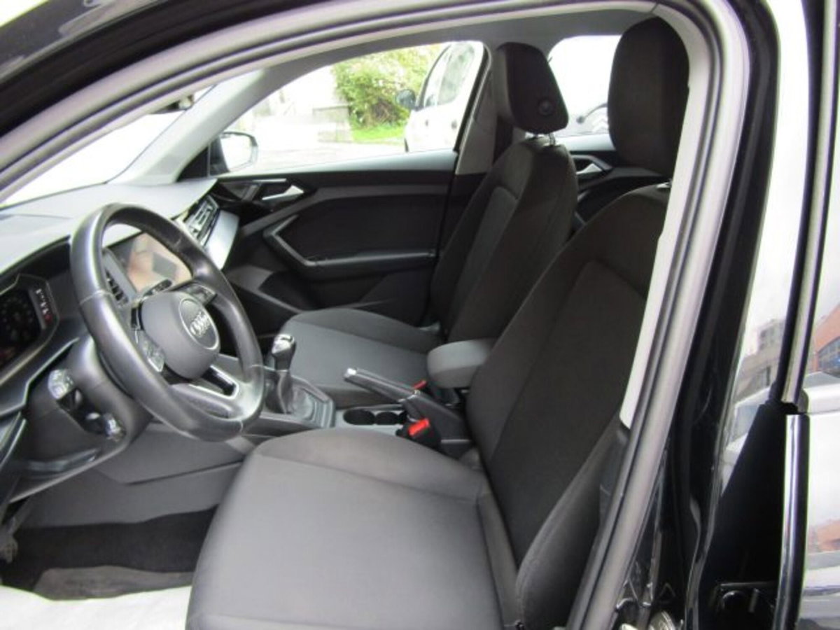 Audi A1 Sportback Sportback 25 1.0 tfsi Business (8)