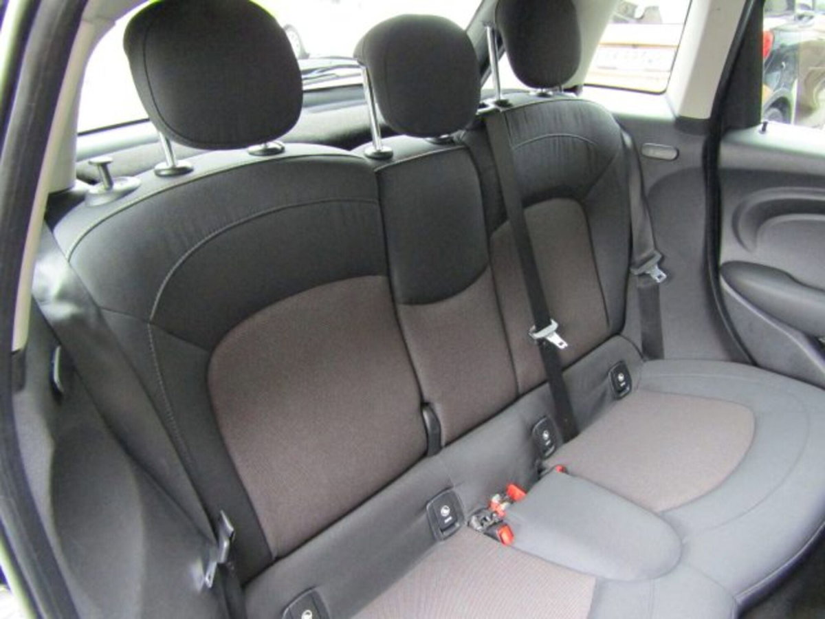 MINI Mini 1.5 One D Business 5 porte (12)