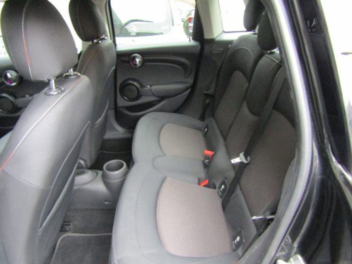 MINI Mini 1.5 One D Business 5 porte (10)