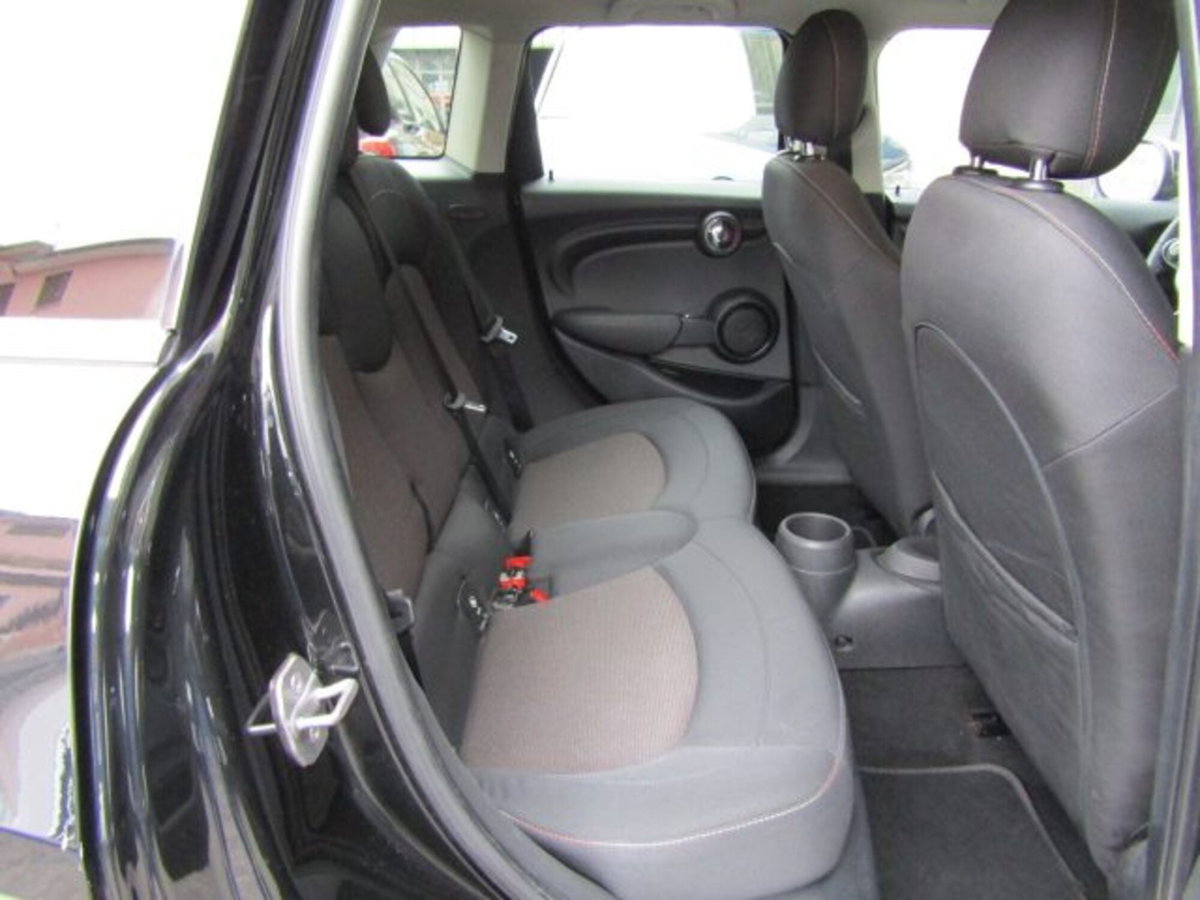 MINI Mini 1.5 One D Business 5 porte (11)